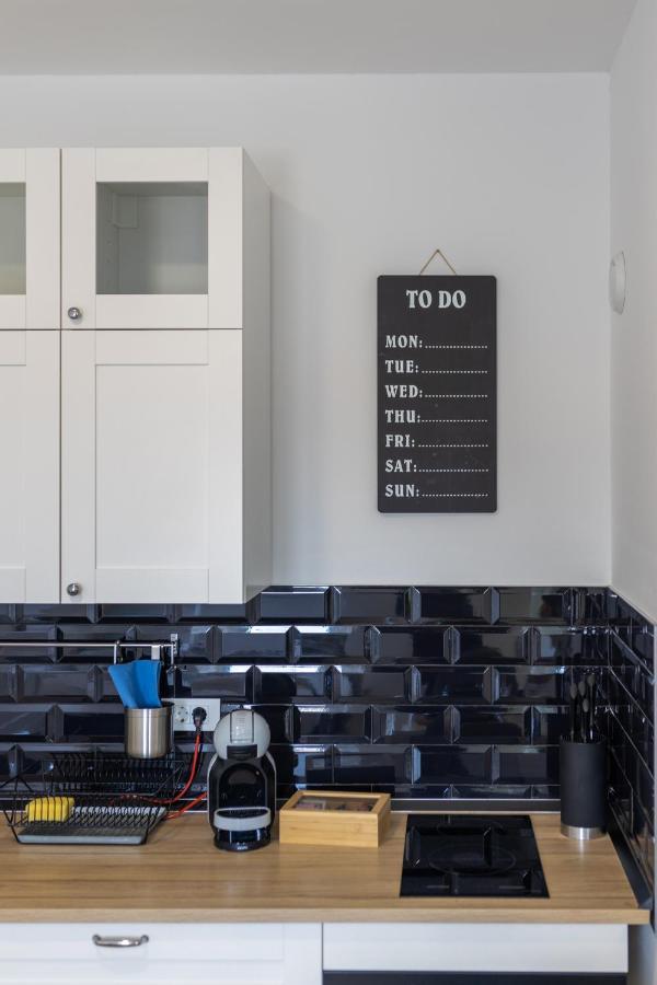 Agostini - Self Check-In Studios - Free Gated Parking On Site Rijeka Exterior foto