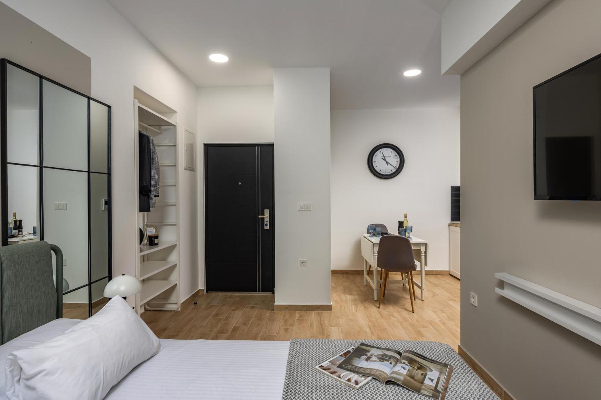 Agostini - Self Check-In Studios - Free Gated Parking On Site Rijeka Exterior foto