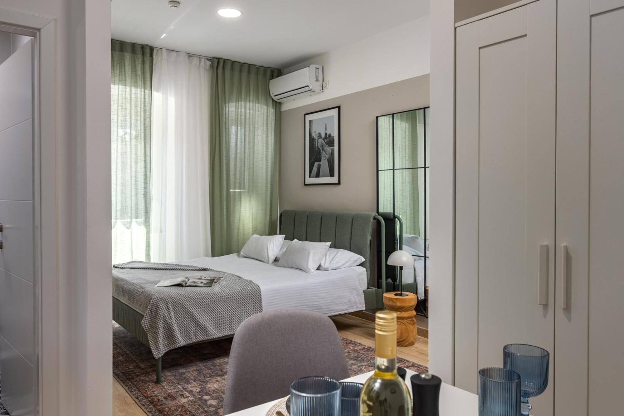 Agostini - Self Check-In Studios - Free Gated Parking On Site Rijeka Exterior foto